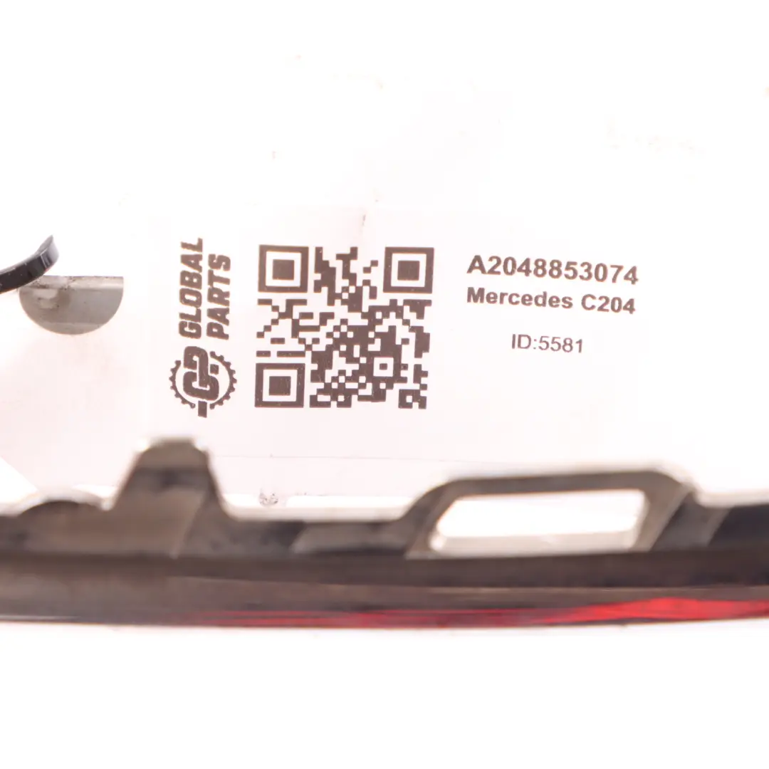 Mercedes C204 Panneau Protection Pare Chocs Avant Droit Chrome - SKU A2048853074 - Numéro de pièce A2048853074