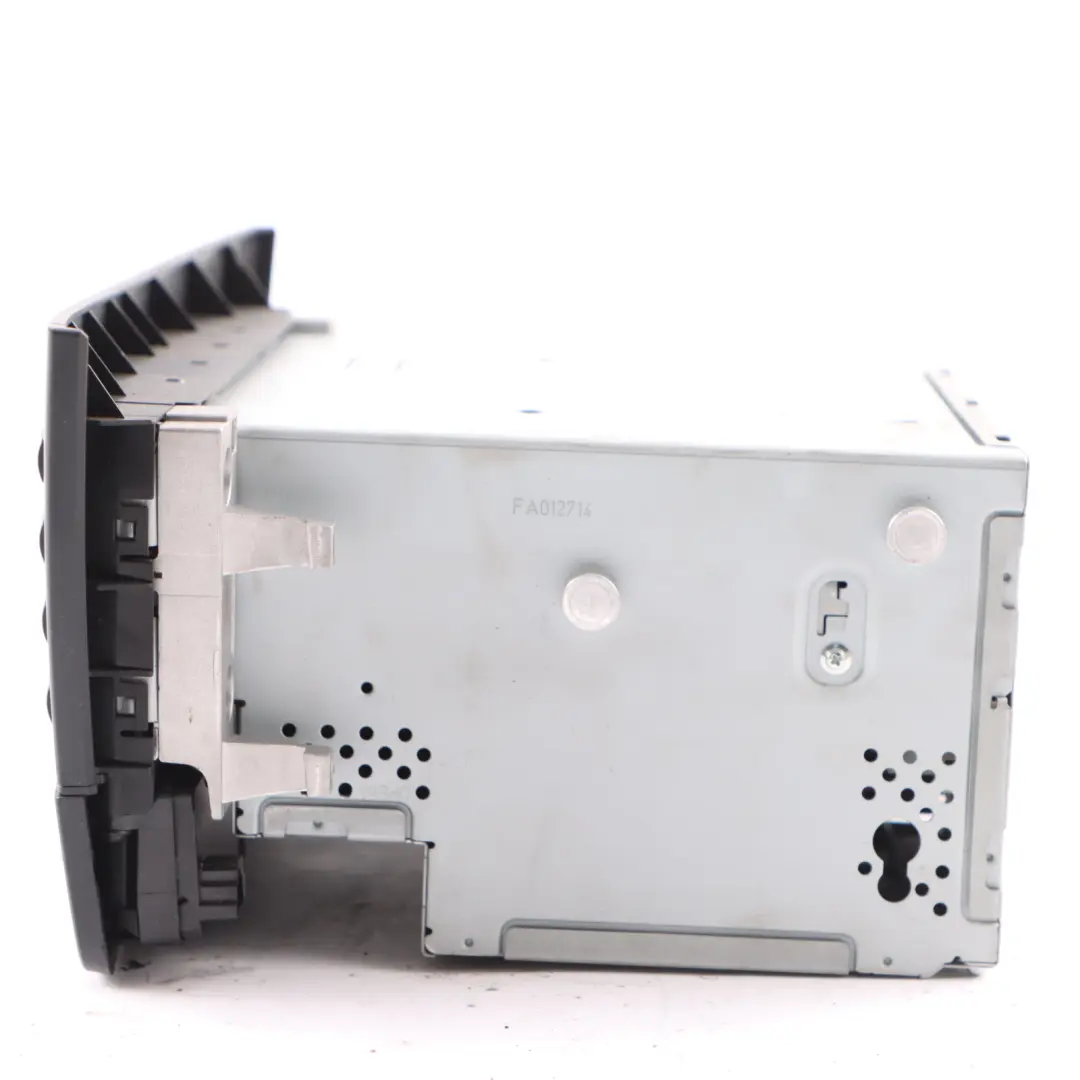 Mercedes W204 Odtwarzacz CD Radio Stereo Sat Nav Jednostka - SKU A2049001813-1 - Numer Części A2049001813