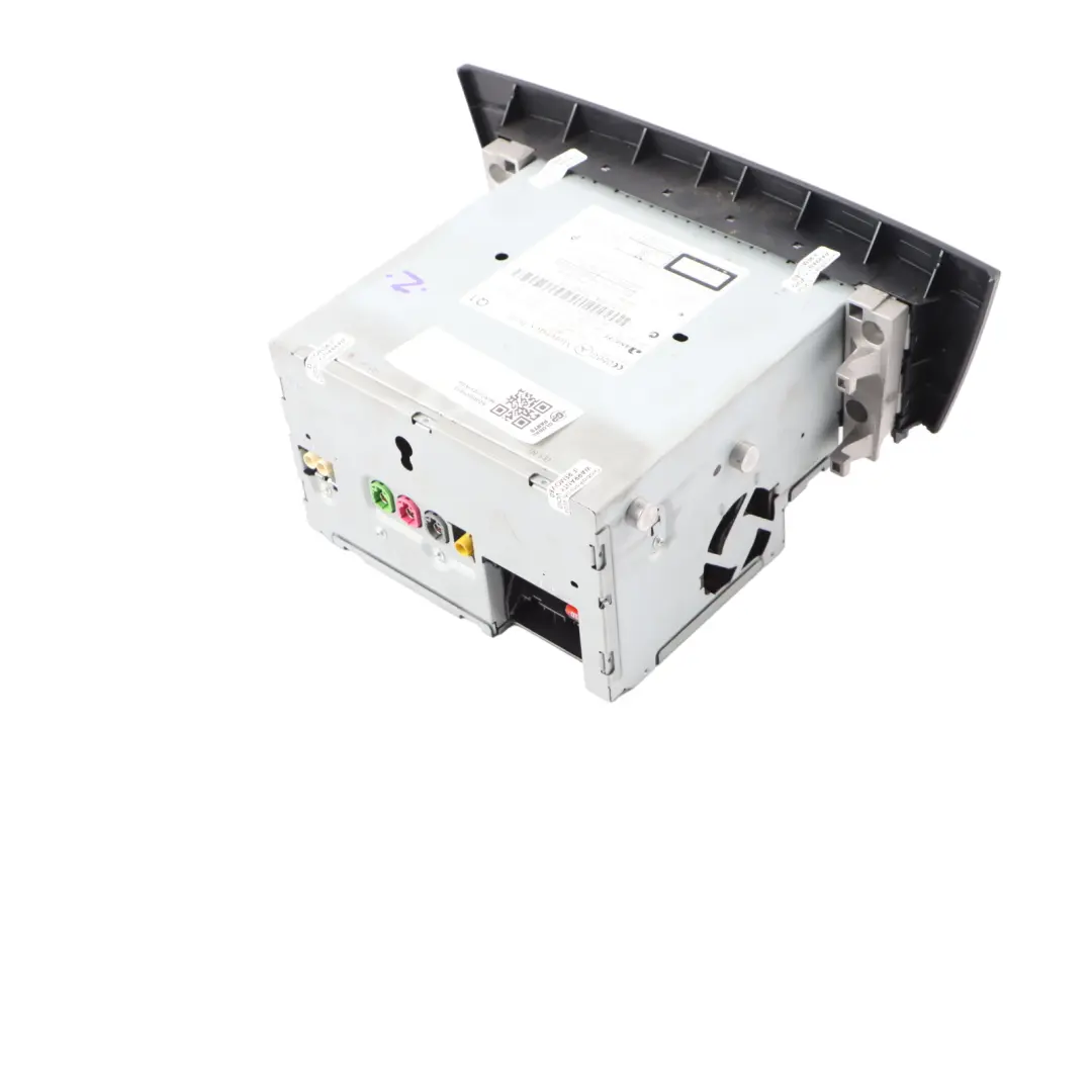 Autoradio Avec Lecteur CD Et Navigation Par Satellite pour Mercedes W204 à propos du numéro de pièce A2049001813 Mercedes W204 Autoradio Avec Lecteur CD Et Navigation Par Satellite - SKU A2049001813 - Numéro de pièce A2049001813