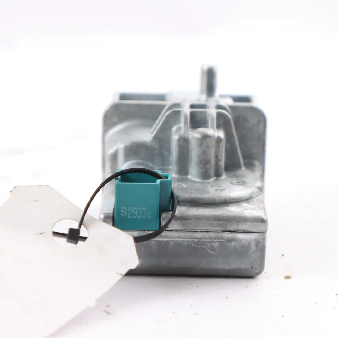 Steering Column Lock Barrel Control Module to Mercedes W204 with Part number A2049005912 Mercedes W204 Steering Column Lock Barrel Control Module - SKU A2049005912 - Part number A2049005912