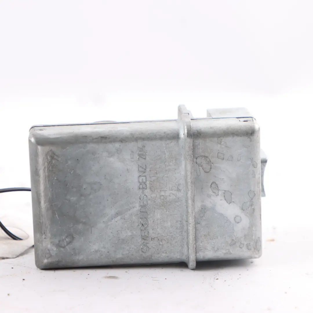 Steering Column Lock Barrel Control Module to Mercedes W204 with Part number A2049005912 Mercedes W204 Steering Column Lock Barrel Control Module - SKU A2049005912 - Part number A2049005912
