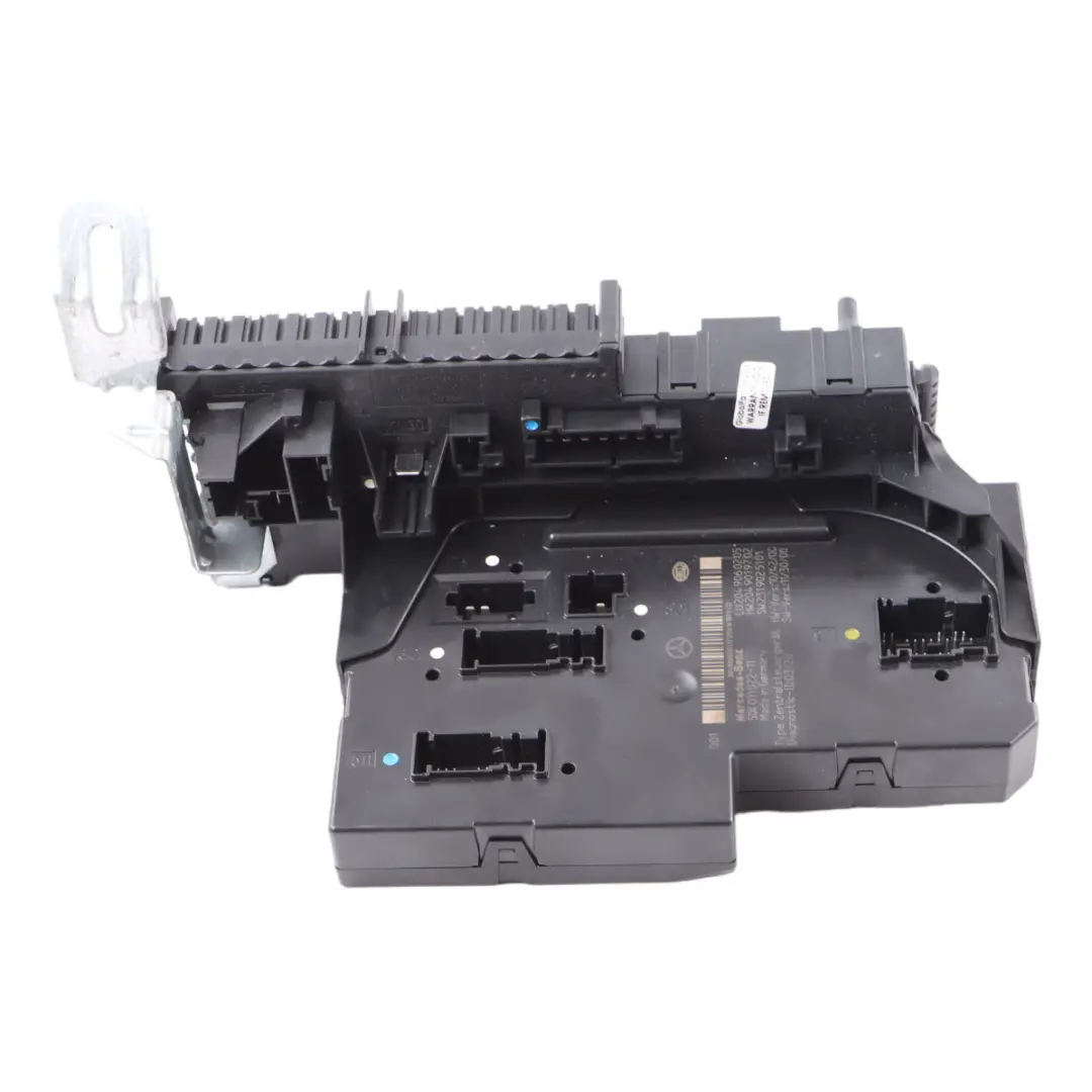 Módulo SAM trasero Caja de fusibles Unidad de control para Mercedes W204 con número de pieza A2049060205 Mercedes W204 Módulo SAM trasero Caja de fusibles Unidad de control - SKU A2049060205-4 - Número de pieza A2049060205