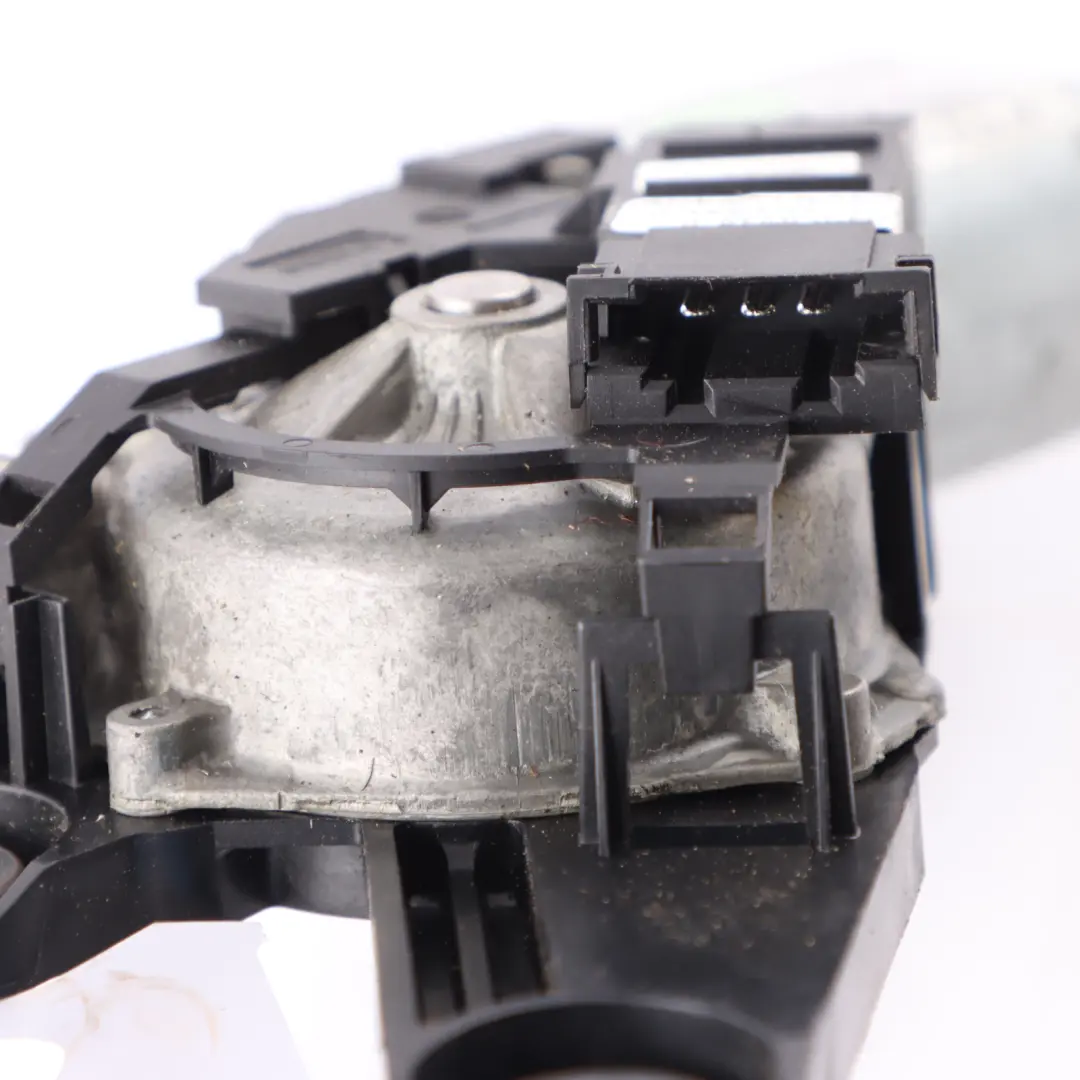 Mercedes S204 Wiper Motor Rear Window Tailgate Actuator - SKU A2049068102 - Part number A2049068102