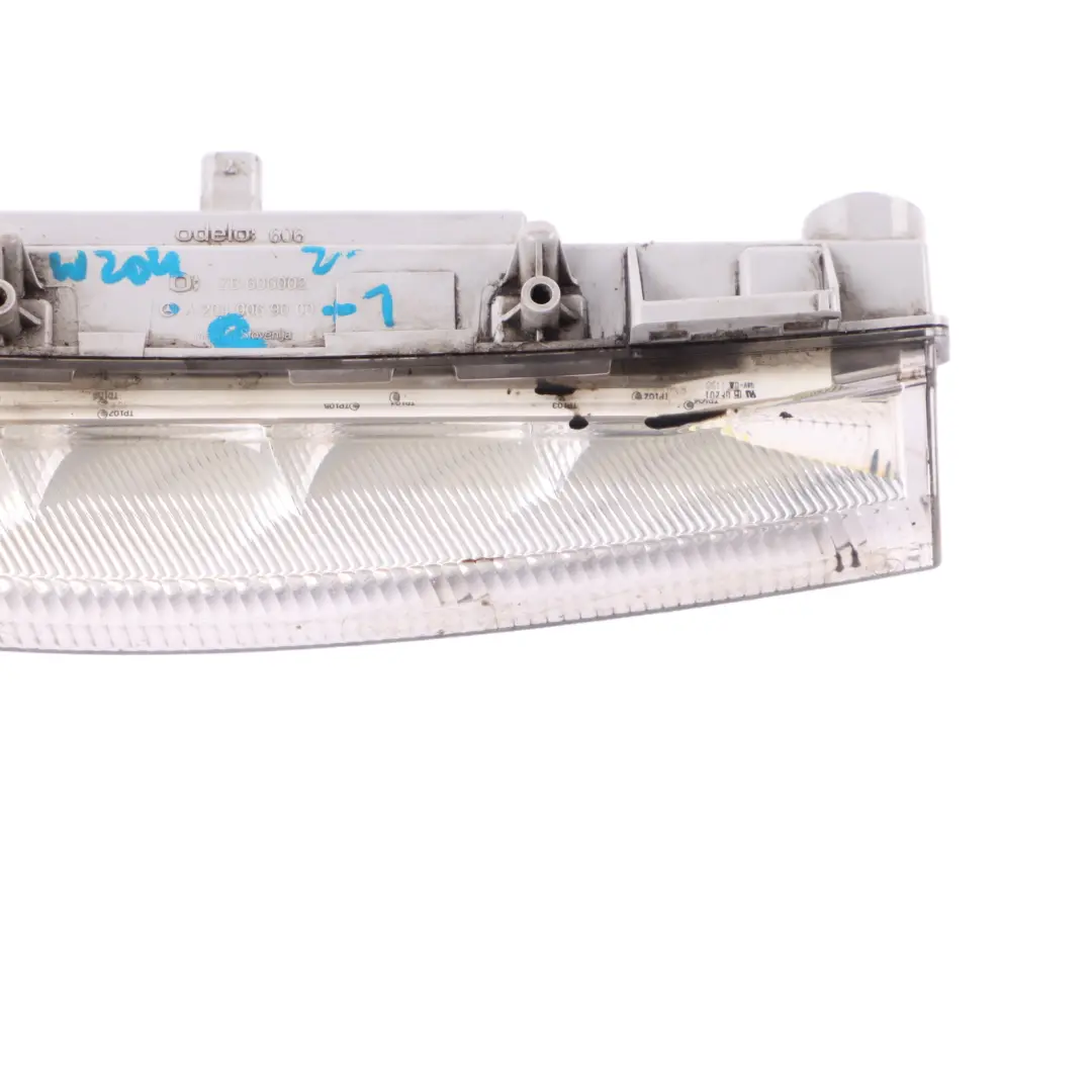 Mercedes W204 W212 Lampa Jazdy Dziennej Prawy Przód - SKU A2049069000-1 - Numer Części A2049069000