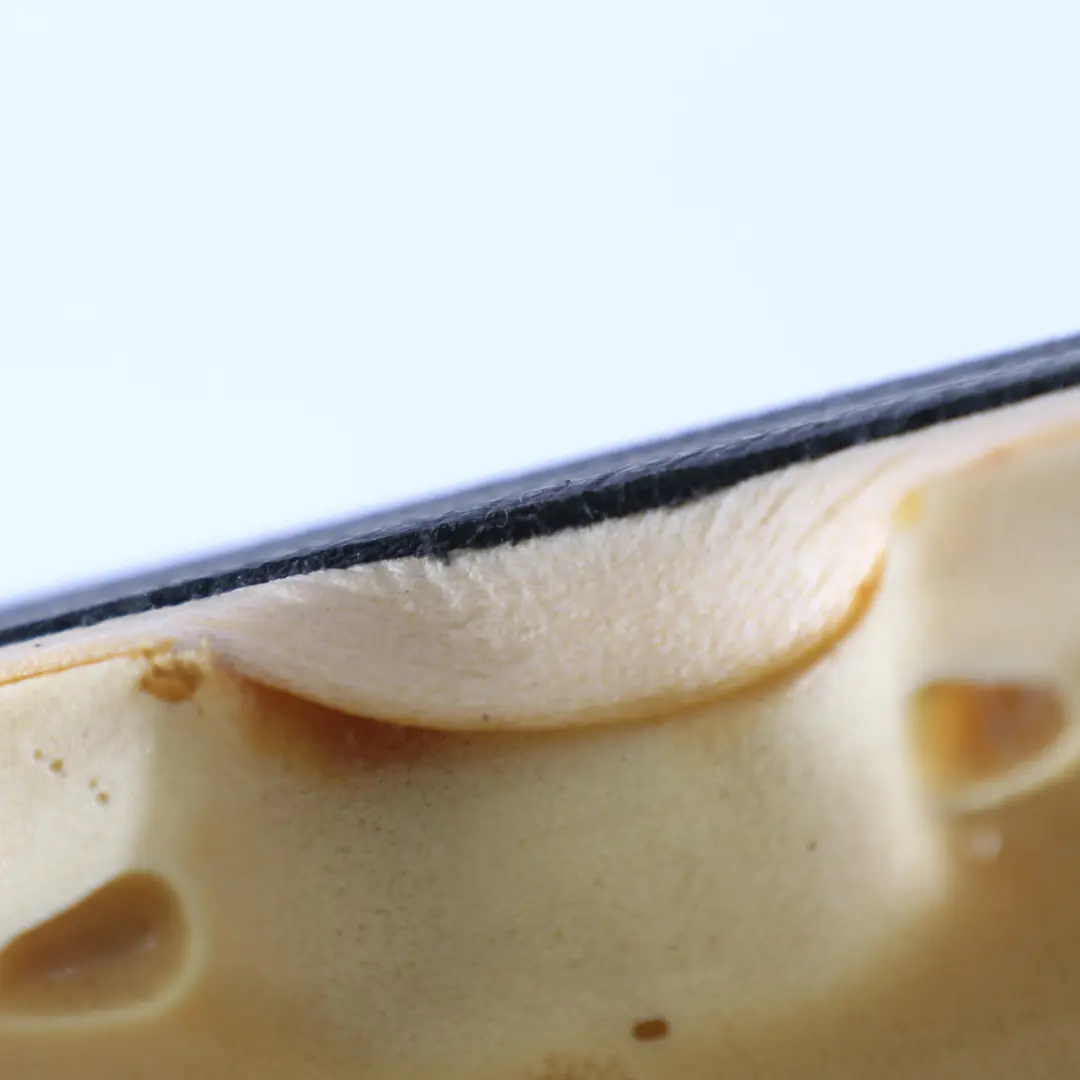 Oparcie Kanapy Zewnętrzne Prawy Tył Skóra do Mercedes S204 Estate o numerze A2049204430 Mercedes S204 Estate Oparcie Kanapy Zewnętrzne Prawy Tył Skóra - SKU A2049204430 - Numer Części A2049204430