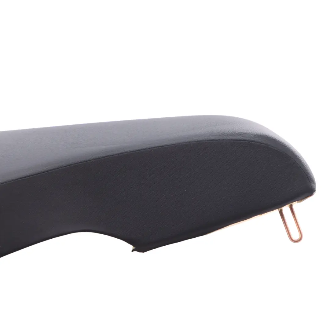 Pannello sedile schienale posteriore destro Cover Nero per Mercedes W204 con numero di parte A2049207830 Mercedes W204 Pannello sedile schienale posteriore destro Cover Nero - SKU A2049207830 - Numero di parte A2049207830