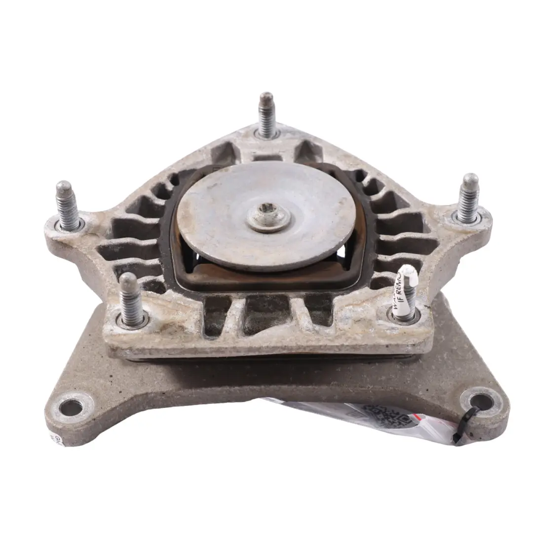 Montaggio cambio Mercedes W205 W213 C253 Supporto trasmissione per con numero di parte A2052402700 Montaggio cambio Mercedes W205 W213 C253 Supporto trasmissione - SKU A2052402700 - Numero di parte A2052402700