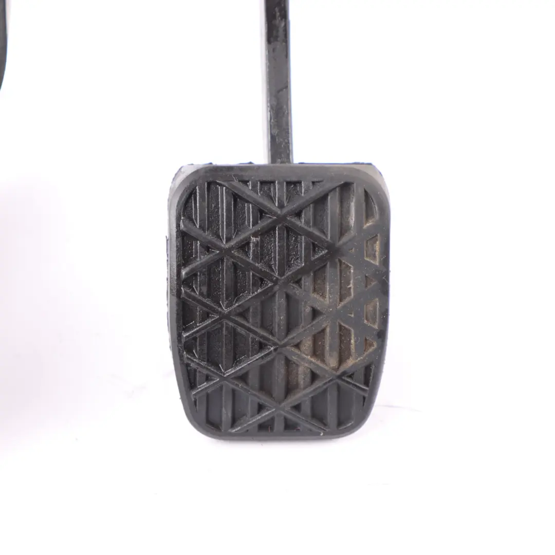  Clutch Brake Pedal Mercedes W205 W213 Manual Pedal Assembly - SKU rhd-A2052904500 - Part number A2052904500