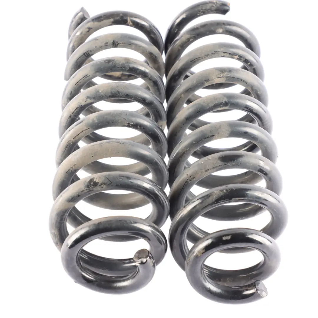 Sprężyna Zawieszenia do Mercedes A205 o numerze A2053241204 Mercedes A205 Sprężyna Zawieszenia - SKU A2053241204 - Numer Części A2053241204