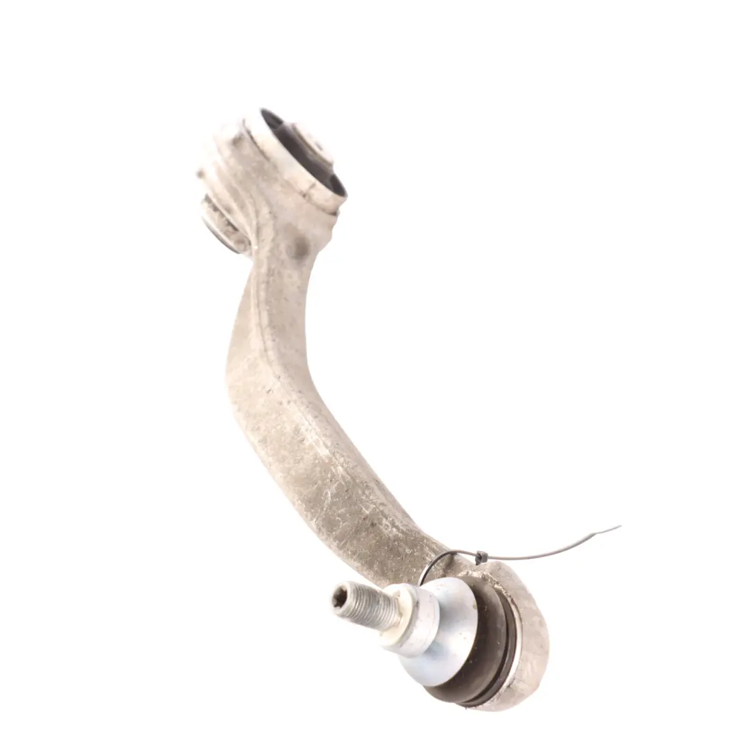 Braccio controllo tensione anteriore destro per Mercedes W205 W213 con numero di parte A2053304403 Mercedes W205 W213 Braccio controllo tensione anteriore destro - SKU A2053304403 - Numero di parte A2053304403