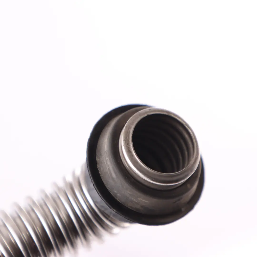 Tuyau D'Eau De Refroidissement pour Mercedes W205 à propos du numéro de pièce A2053400400 Mercedes W205 Tuyau D'Eau De Refroidissement - SKU A2053400400 - Numéro de pièce A2053400400