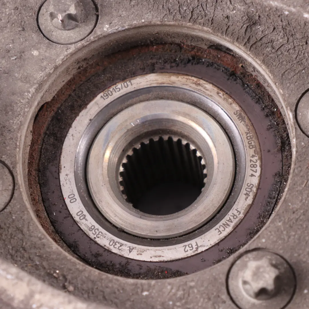 Mercedes W205 Radträger Nabe hinten rechts Lager Achshalter - SKU A2053500241-5 - Teilenummer A2053500241