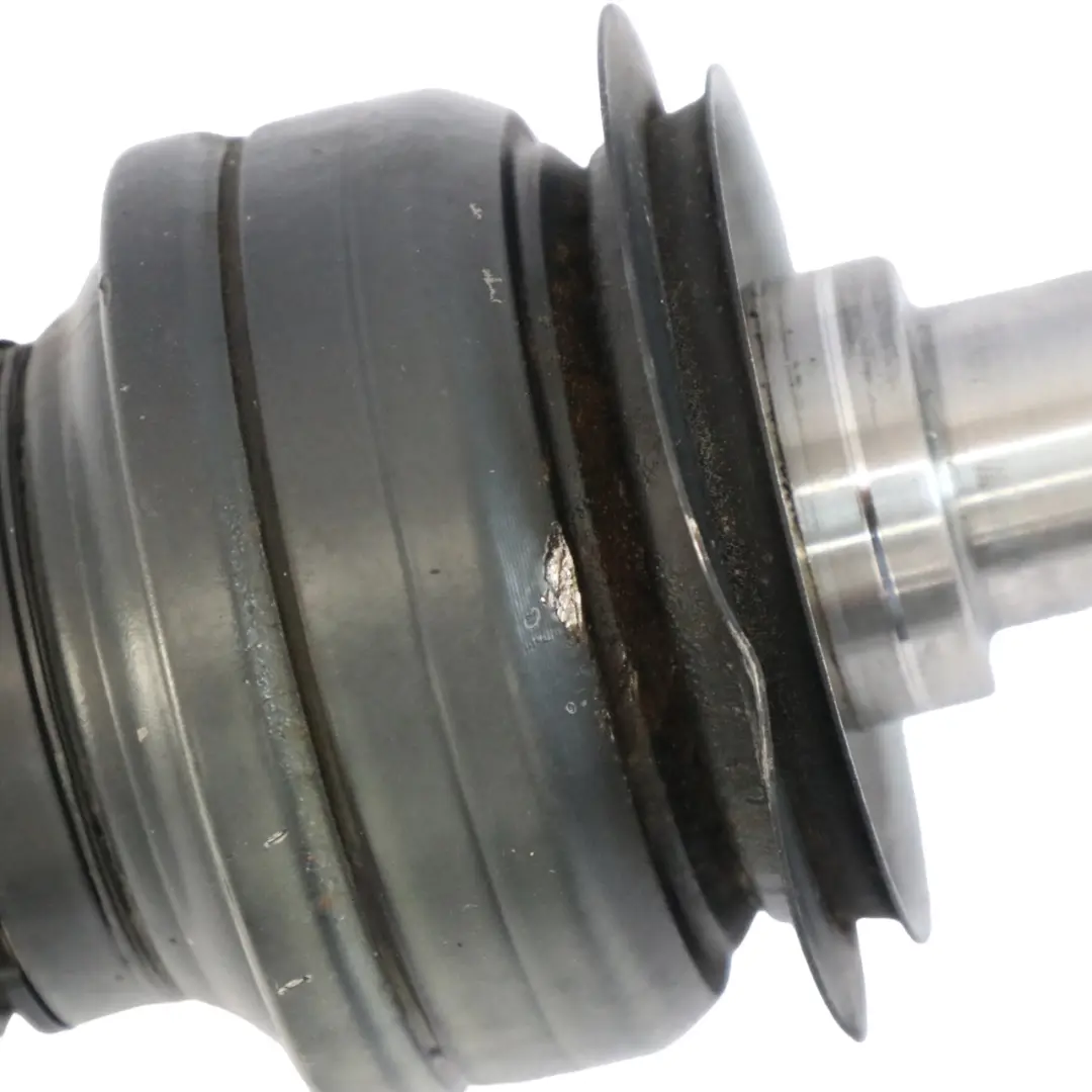 Eje transmisión Mercedes W205 Petrol M274 Eje salida trasero derecho para con número de pieza A2053507001 Eje transmisión Mercedes W205 Petrol M274 Eje salida trasero derecho - SKU A2053507001 - Número de pieza A2053507001