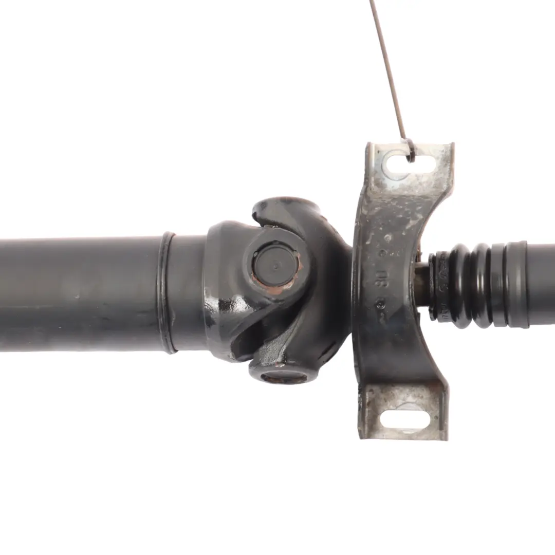 Kardanwelle Automatik Getriebe Antrieb für Mercedes W205 mit Teilenummer A2054109601 Mercedes W205 Kardanwelle Automatik Getriebe Antrieb - SKU A2054109601 - Teilenummer A2054109601