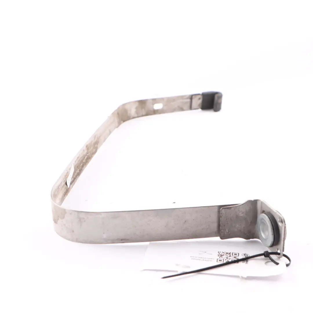 Soporte Depósito Combustible para Mercedes W205 W213 con número de pieza A2054700040 Mercedes W205 W213 Soporte Depósito Combustible - SKU A2054700040 - Número de pieza A2054700040
