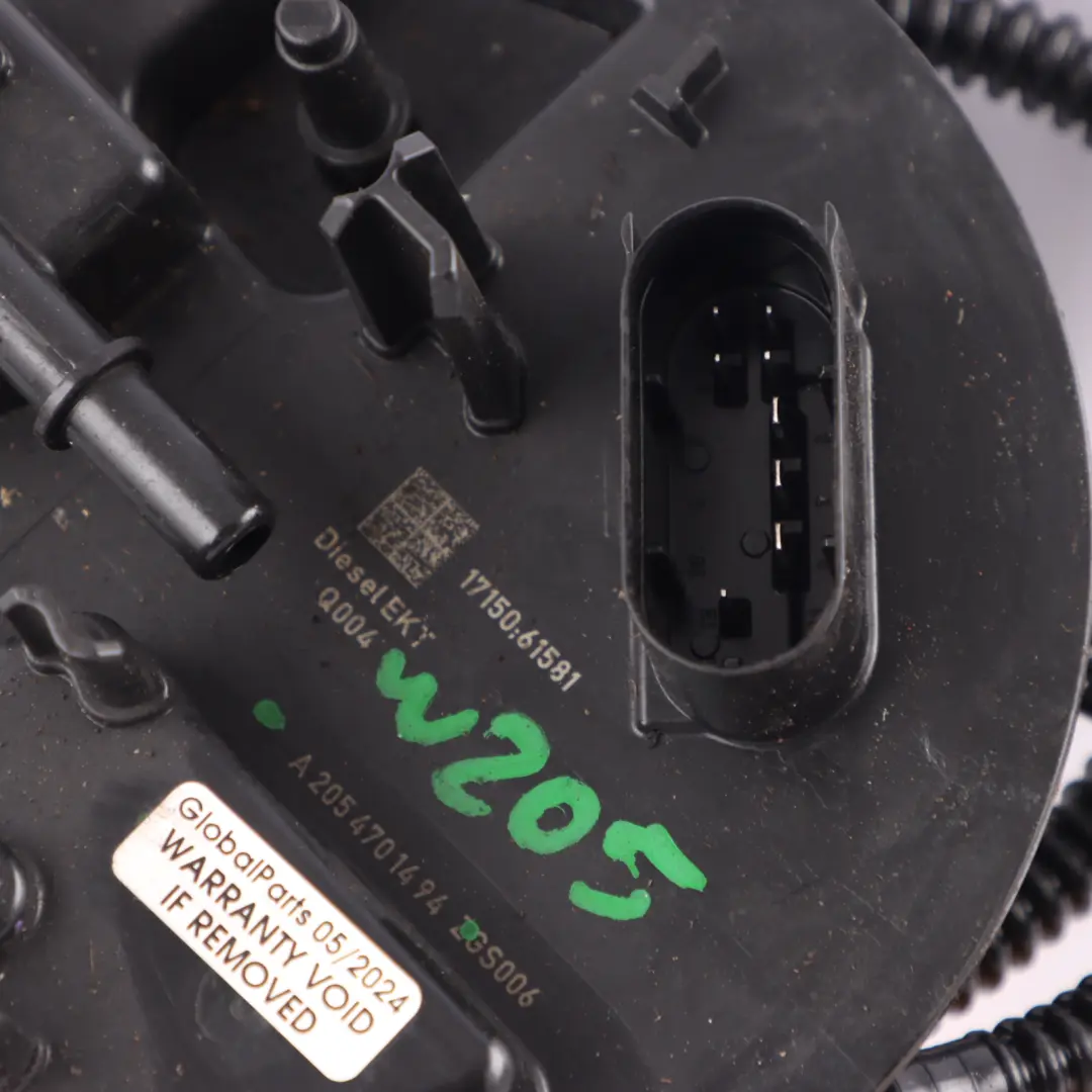 Kraftstoffpumpe Mercedes W205 W447 OM626 OM651 Fördermengensensor für mit Teilenummer A2054701494 Kraftstoffpumpe Mercedes W205 W447 OM626 OM651 Fördermengensensor - SKU A2054701494 - Teilenummer A2054701494