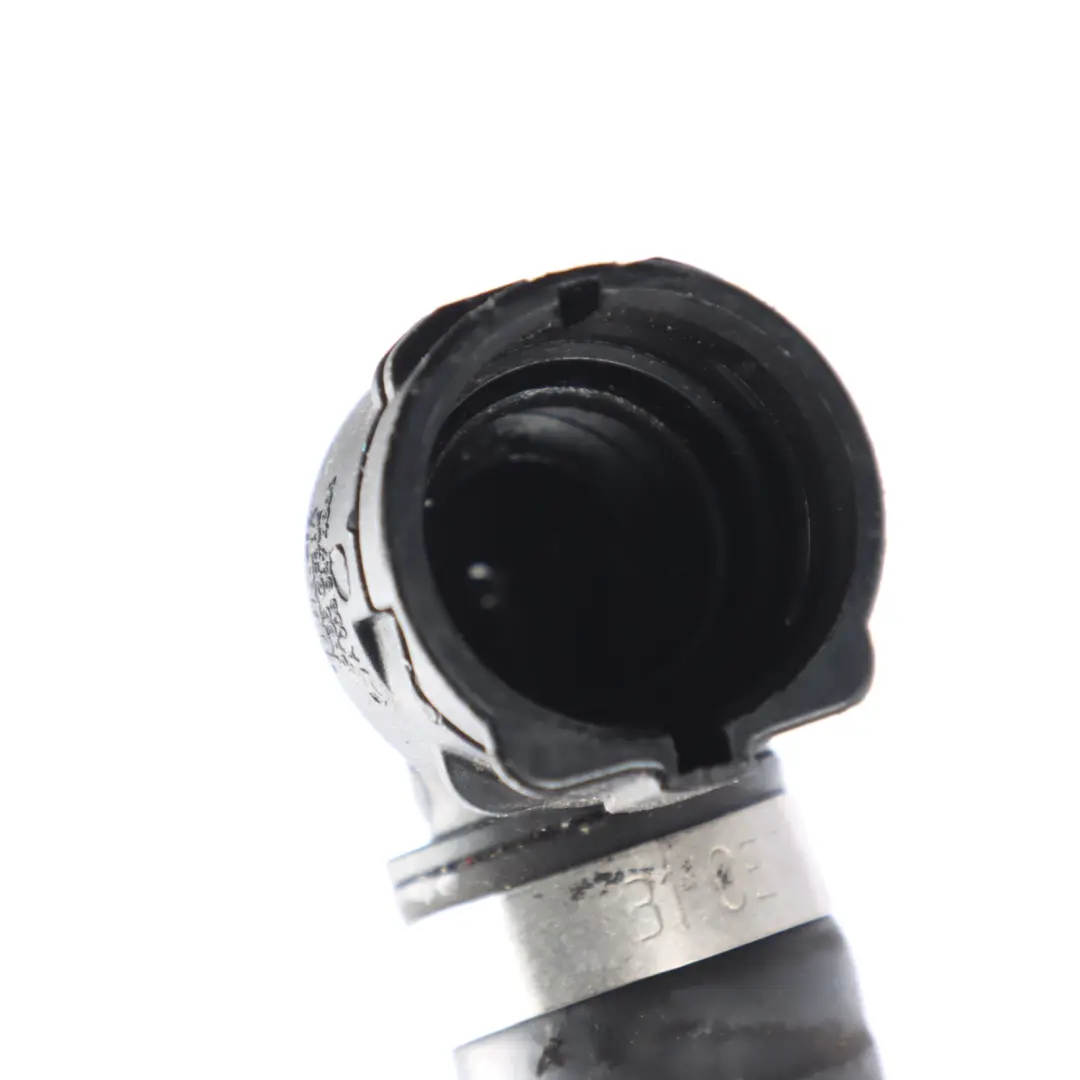 Wasserschlauch Kühler Kühlmittel Kühlleitung für Mercedes W205 mit Teilenummer A2055013291 Mercedes W205 Wasserschlauch Kühler Kühlmittel Kühlleitung - SKU A2055013291 - Teilenummer A2055013291