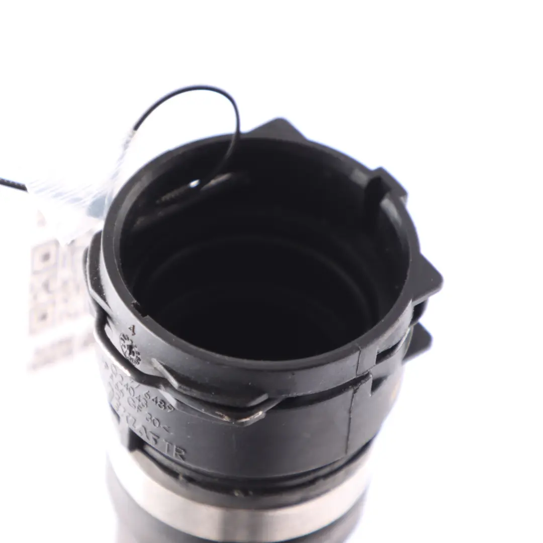 Wasserschlauch Kühler Kühlmittel Kühlung Rohrleitung für Mercedes W205 mit Teilenummer A2055018201 Mercedes W205 Wasserschlauch Kühler Kühlmittel Kühlung Rohrleitung - SKU A2055018201 - Teilenummer A2055018201