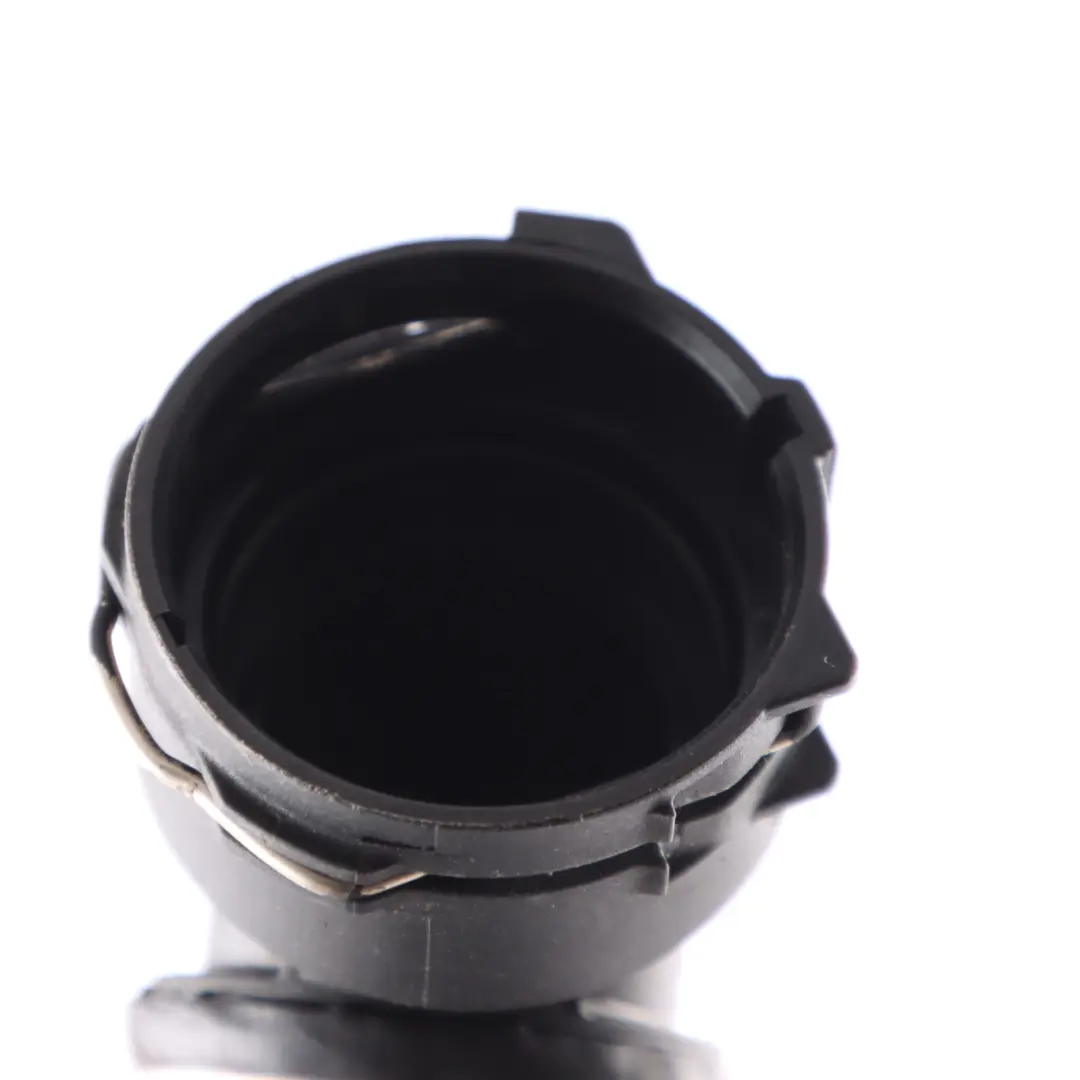Tuyau d'eau pour radiateur Refroidissement Ligne Mercedes W205 - SKU A2055018201 - Numéro de pièce A2055018201