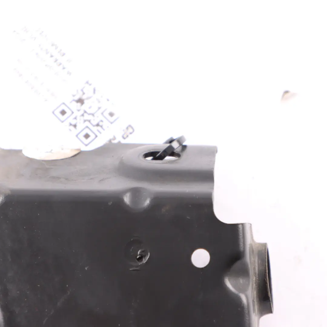 Mount Halter Strut Holder Support to Mercedes W205 with Part number A2055061600 Mercedes W205 Mount Halter Strut Holder Support - SKU A2055061600 - Part number A2055061600