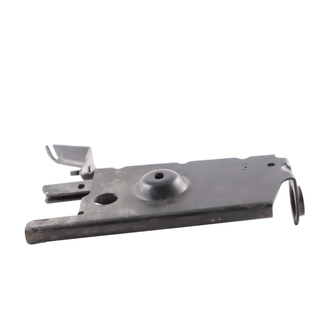 Mount Halter Strut Holder Support to Mercedes W205 with Part number A2055061600 Mercedes W205 Mount Halter Strut Holder Support - SKU A2055061600 - Part number A2055061600