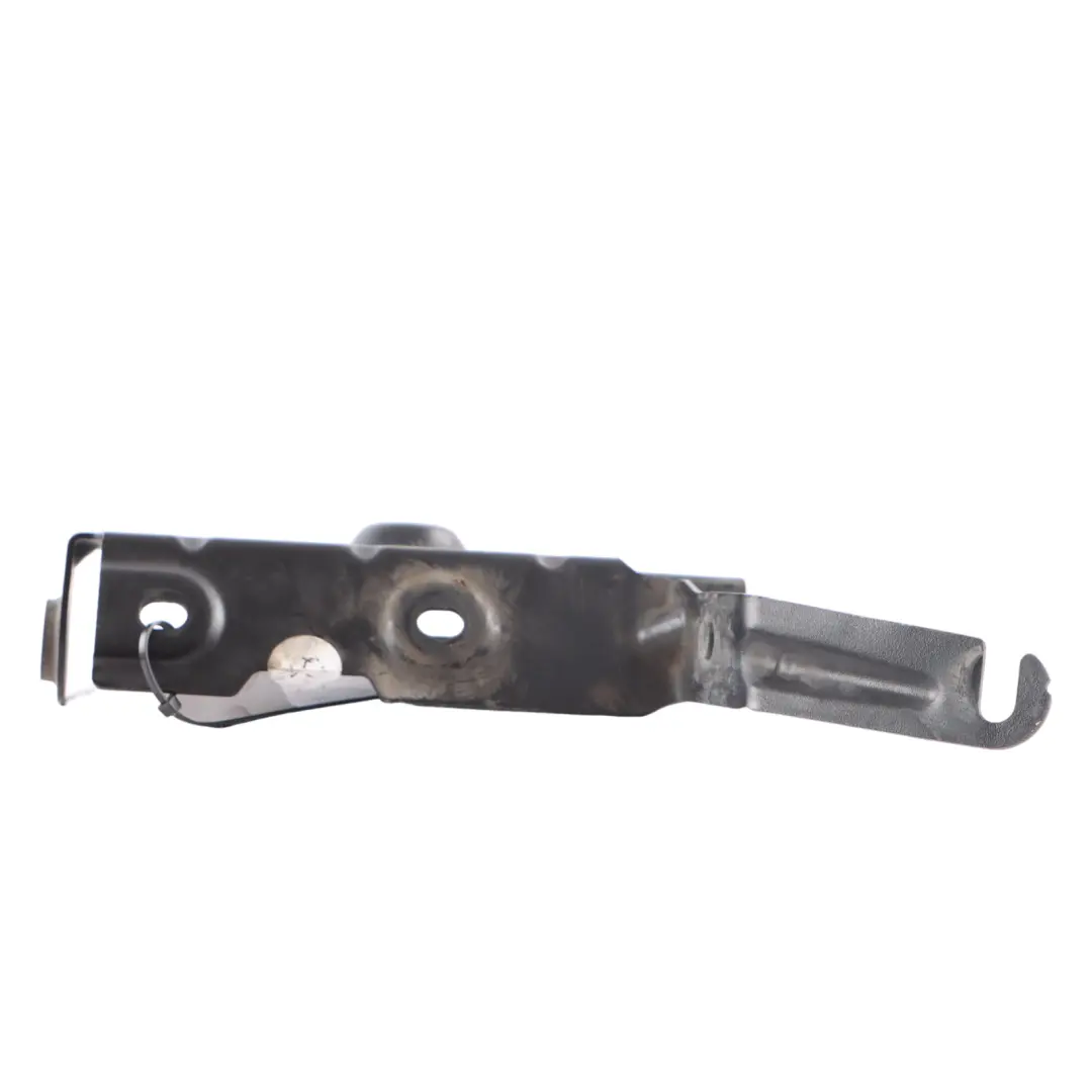 Mount Halter Strut Holder Support to Mercedes W205 with Part number A2055061600 Mercedes W205 Mount Halter Strut Holder Support - SKU A2055061600 - Part number A2055061600