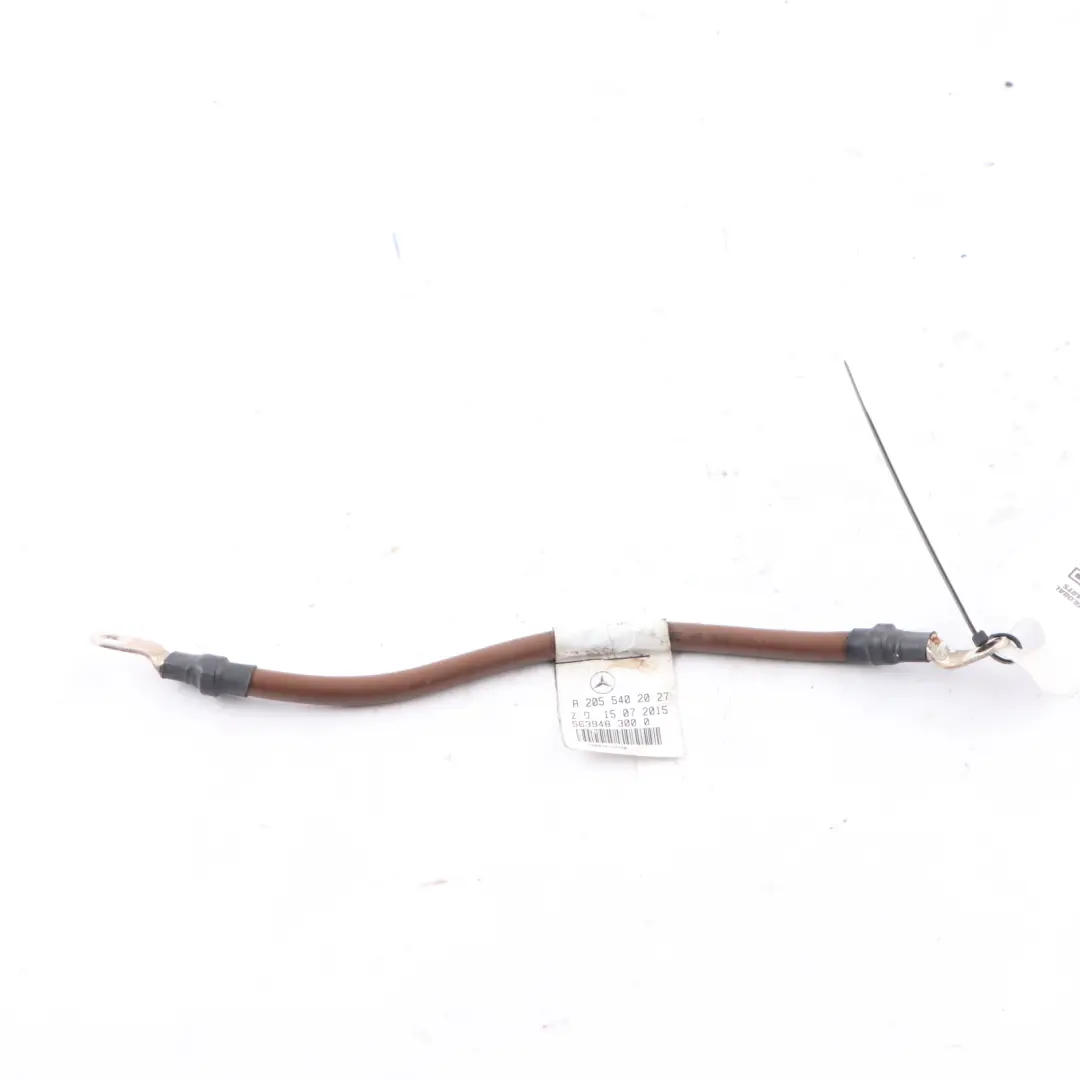 Hybrydowy Przewód Masowy Czarny Ujemny do Mercedes W205 o numerze A2055402027 Mercedes W205 Hybrydowy Przewód Masowy Czarny Ujemny - SKU A2055402027 - Numer Części A2055402027