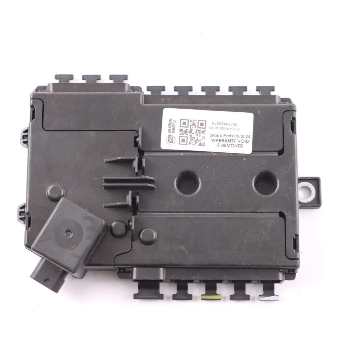 Fuse Control Unit Module Distribution Box to Mercedes W205 Hybrid with Part number A2055402750 Mercedes W205 Hybrid Fuse Control Unit Module Distribution Box - SKU A2055402750 - Part number A2055402750