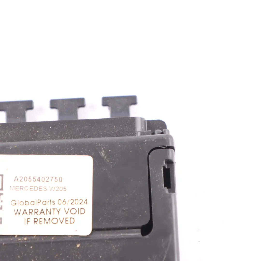 Fuse Control Unit Module Distribution Box to Mercedes W205 Hybrid with Part number A2055402750 Mercedes W205 Hybrid Fuse Control Unit Module Distribution Box - SKU A2055402750 - Part number A2055402750