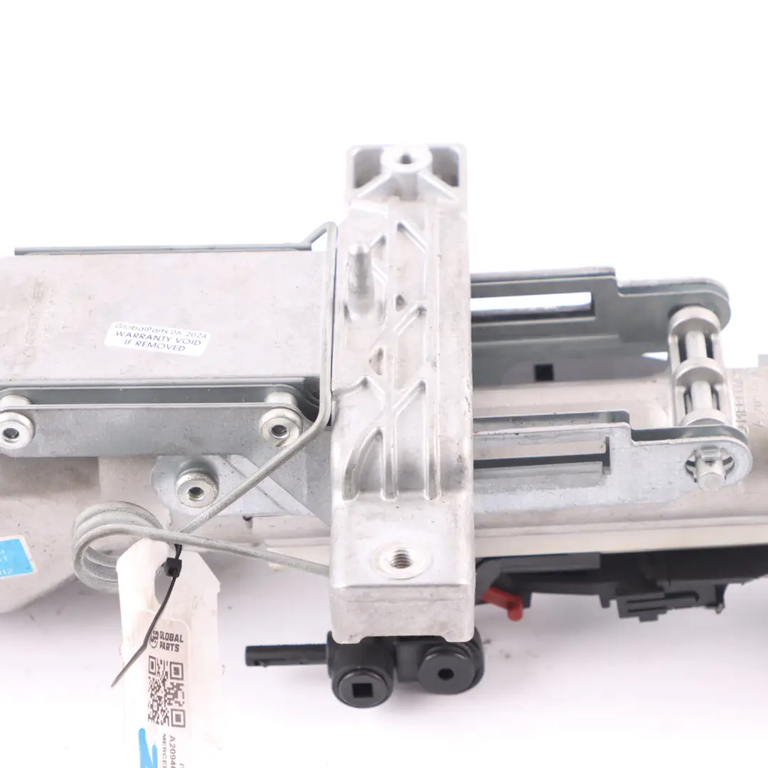 Fuse Box Module Panel Bracket to Mercedes W205 Engine with Part number A2055406911 Mercedes W205 Engine Fuse Box Module Panel Bracket - SKU A2055406911 - Part number A2055406911