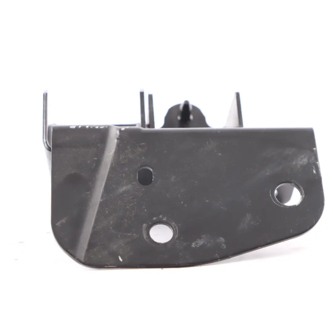 Borne De La Batterie B Du Compartiment Moteur pour Mercedes W205 à propos du numéro de pièce A2056102702 Mercedes W205 Borne De La Batterie B Du Compartiment Moteur - SKU A2056102702 - Numéro de pièce A2056102702