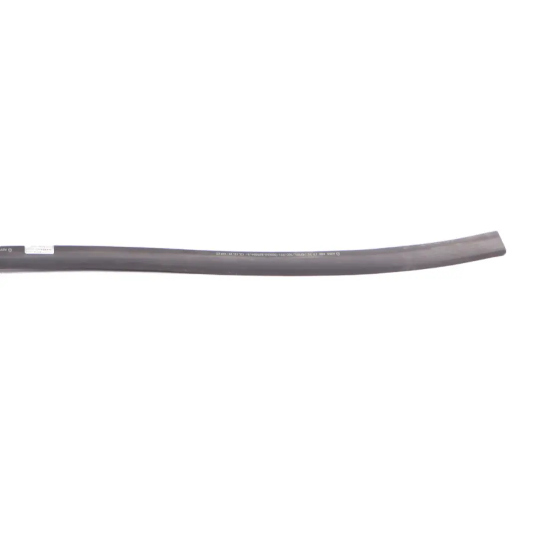 Mercedes W205 pare-chocs avant haut joint d'étanchéité caoutchouc - SKU A2056281300 - Numéro de pièce A2056281300