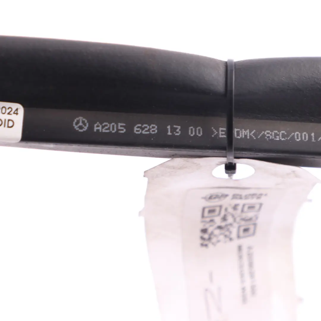 Mercedes W205 pare-chocs avant haut joint d'étanchéité caoutchouc - SKU A2056281300 - Numéro de pièce A2056281300