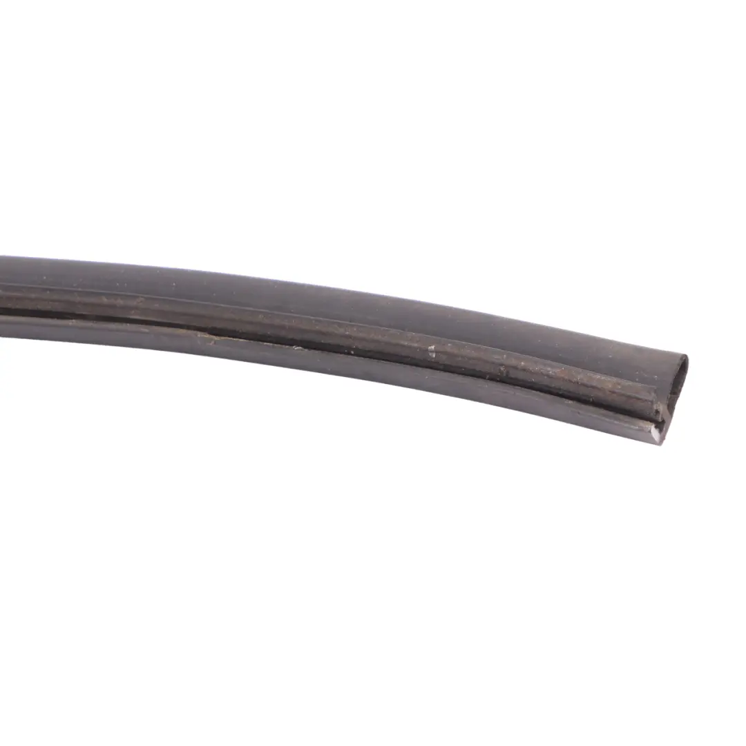 Mercedes W205 vordere Stoßstange obere obere Dichtung Gummidichtung - SKU A2056281300 - Teilenummer A2056281300