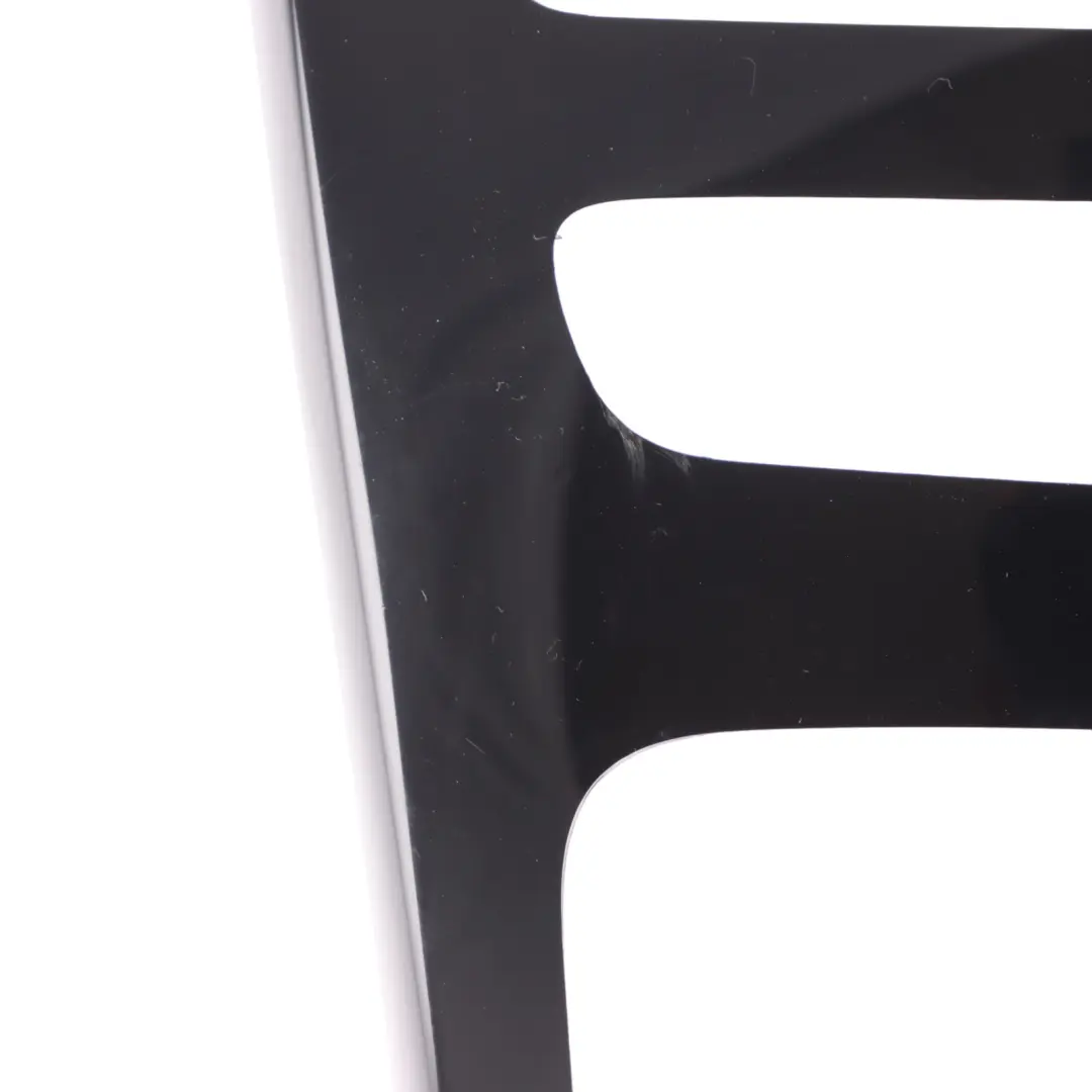 Consola Central Panel De Control Brillante para Mercedes W205 con número de pieza A2056803905 Mercedes W205 Consola Central Panel De Control Brillante - SKU A2056803905 - Número de pieza A2056803905