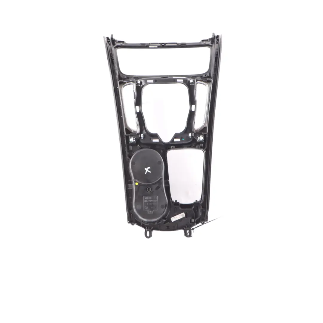 Mittelkonsole Blende Abdeckung Rahmen Verkleidung für Mercedes W205 mit Teilenummer A2056805807 Mercedes W205 Mittelkonsole Blende Abdeckung Rahmen Verkleidung - SKU A2056805807-1 - Teilenummer A2056805807