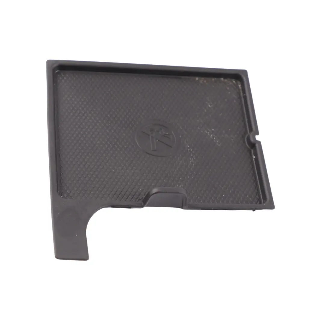 Bandeja almacenamiento consola Insertar Caucho para Mercedes W205 X253 con número de pieza A2056830191 Mercedes W205 X253 Bandeja almacenamiento consola Insertar Caucho - SKU A2056830191 - Número de pieza A2056830191