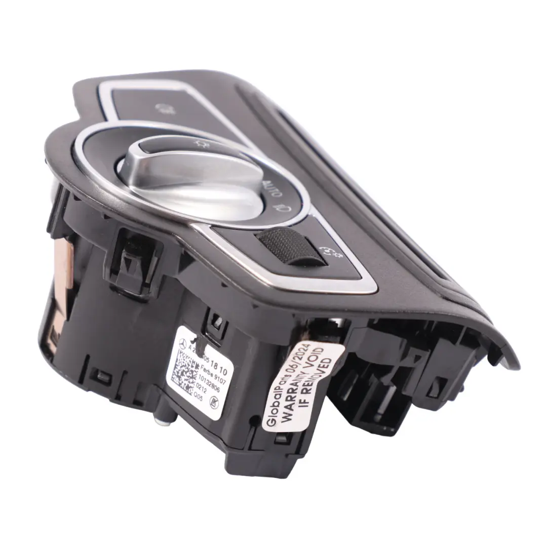 Mercedes W205 Interruptor de la luz del faro unidad del panel - SKU A2056880000-2 - Número de pieza A2056880000