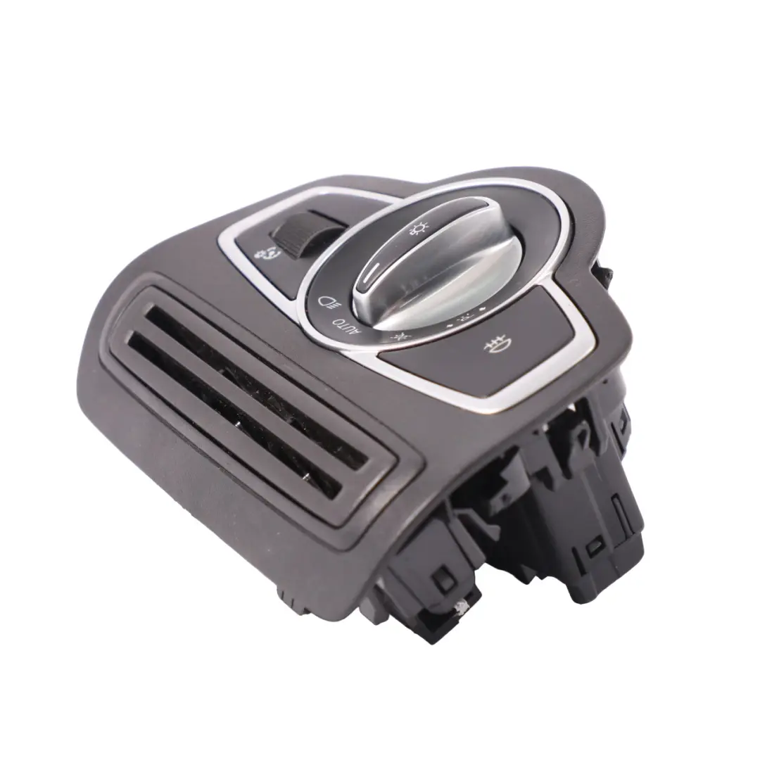 Interruttore luce Unità di controllo fari Pannello per Mercedes W205 con numero di parte A2056880000 Mercedes W205 Interruttore luce Unità di controllo fari Pannello - SKU A2056880000-2 - Numero di parte A2056880000