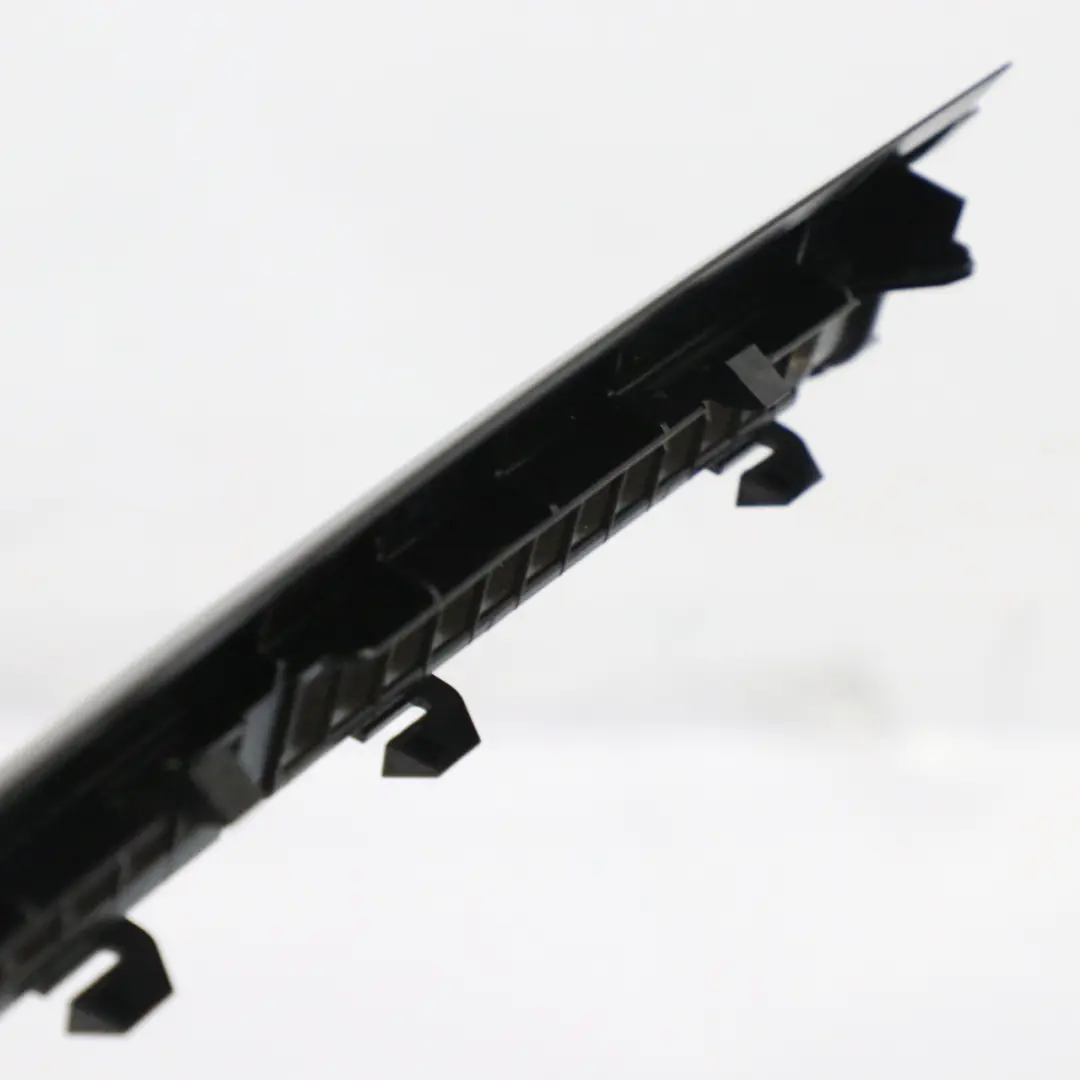 Mercedes W205 Instrumententafel Abdeckung Streifen Rechts Entlüftung - SKU A2056890008 - Teilenummer A2056890008