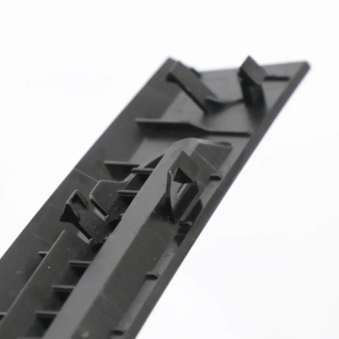 Mercedes W205 Instrumententafel Abdeckung Streifen Links Entlüftung - SKU A2056890108 - Teilenummer A2056890108