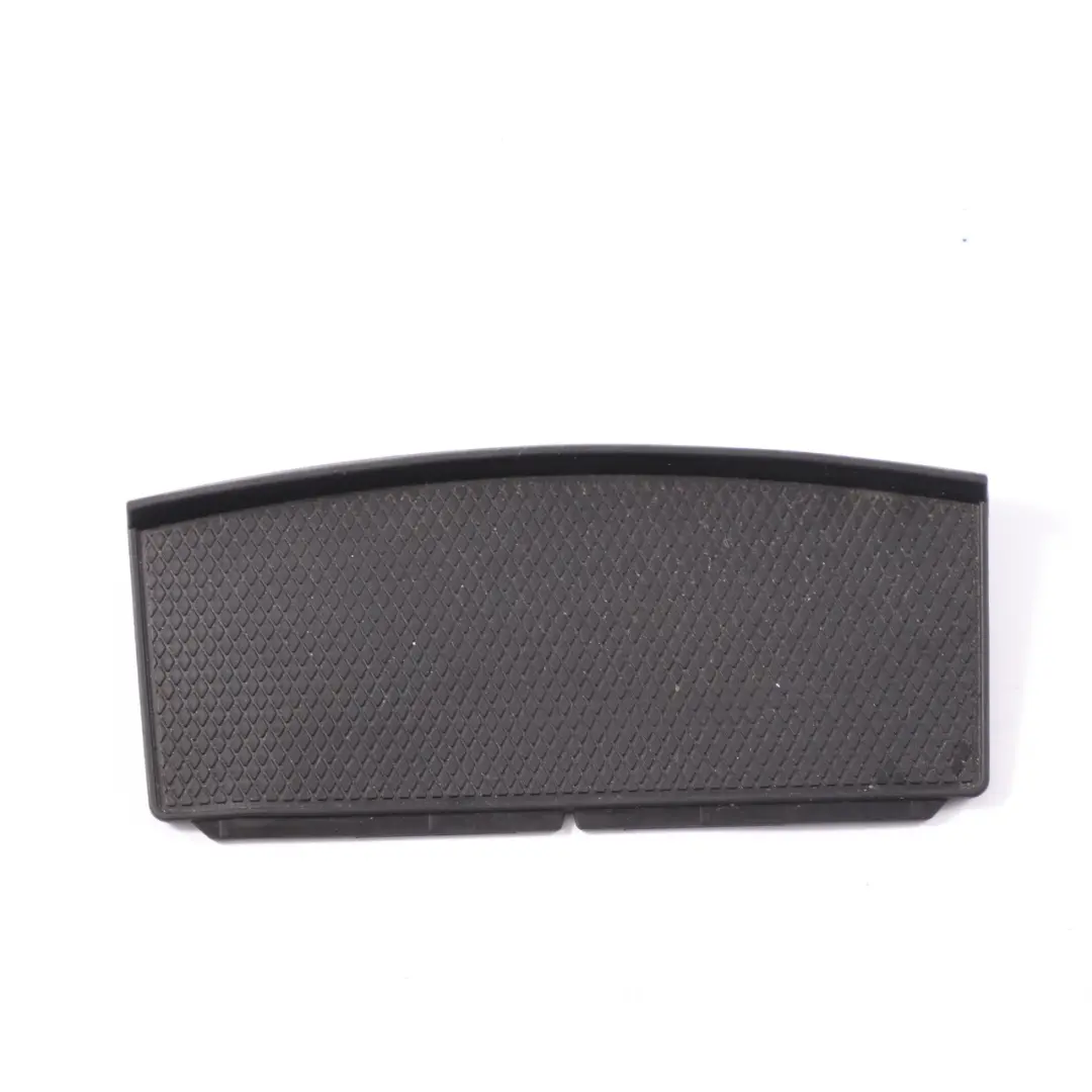 Inserto portaoggetti Mercedes W205 Consolle centrale Portaoggetti posteriore per con numero di parte A2056890400 Inserto portaoggetti Mercedes W205 Consolle centrale Portaoggetti posteriore - SKU A2056890400 - Numero di parte A2056890400