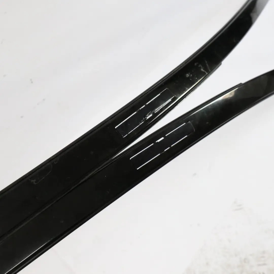 Striscia del tetto a sinistra destra modanatura striscia Set nero Mercedes W205 - SKU A2056900182 - Numero di parte A2056900182