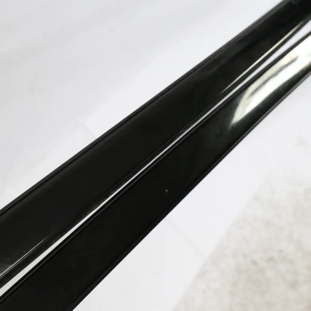 Striscia del tetto a sinistra destra modanatura striscia Set nero Mercedes W205 - SKU A2056900182 - Numero di parte A2056900182