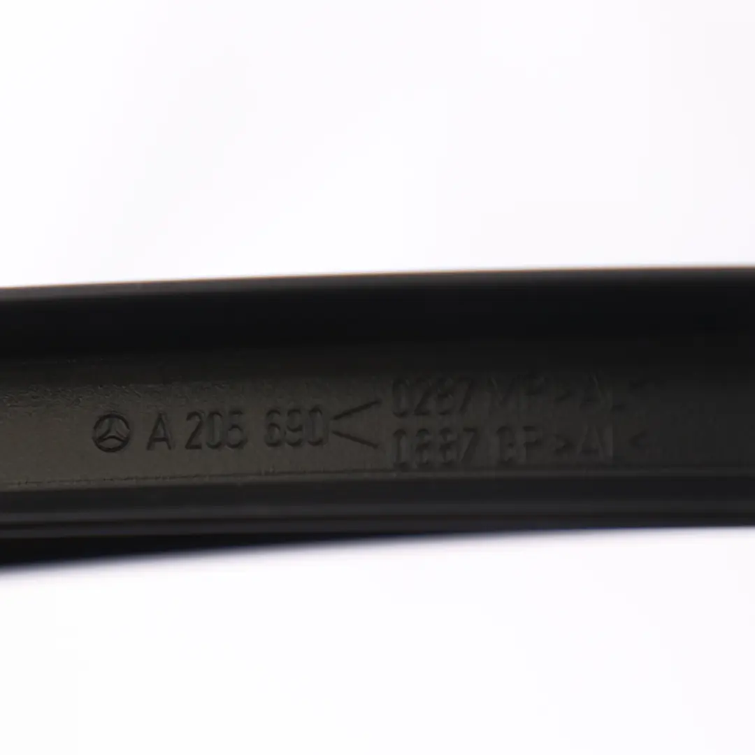 Mercedes W205 B Pillar Cover Porta Esterna Anteriore Destra Trim - SKU A2056900287 - Numero di parte A2056900287