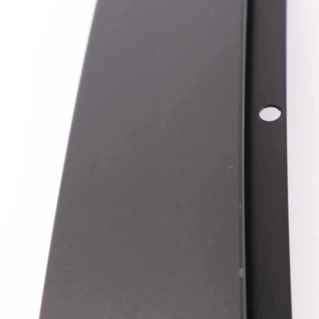 Mercedes W205 Coprire montante B porta posteriore sinistra Trim - SKU A2056900387 - Numero di parte A2056900387