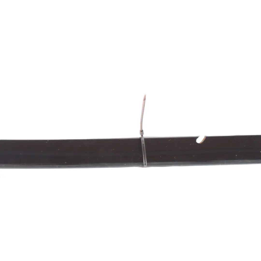 Parabrezza Mercedes A205 Cabrio Striscia Deflettore Acqua Sinistra per con numero di parte A2056901782 Parabrezza Mercedes A205 Cabrio Striscia Deflettore Acqua Sinistra - SKU A2056901782 - Numero di parte A2056901782