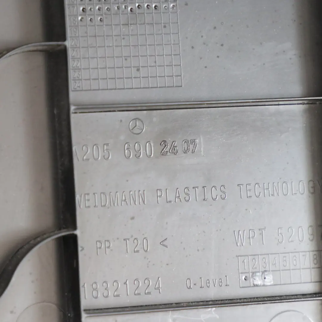 Heckkofferraum Kofferraumbodenverkleidung Abdeckung für Mercedes C205 mit Teilenummer A2056902407 Mercedes C205 Heckkofferraum Kofferraumbodenverkleidung Abdeckung - SKU A2056902407 - Teilenummer A2056902407