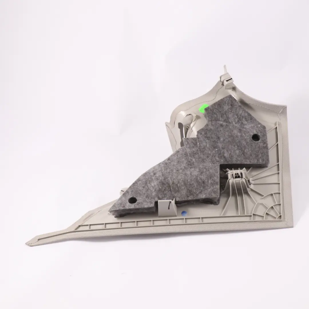 Embellecedor Pilar Panel Trasero Izquierdo Gris para Mercedes W205 C con número de pieza A2056906801 Mercedes W205 C Embellecedor Pilar Panel Trasero Izquierdo Gris - SKU A2056906801 - Número de pieza A2056906801