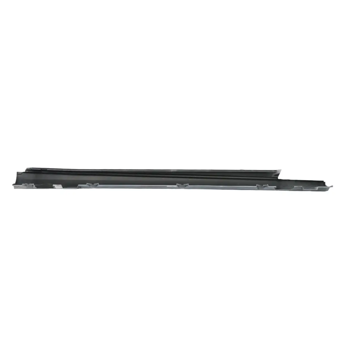 Mercedes W205 Faldón lateral izquierdo Cubre umbral de puerta Plata Diamante 988 - SKU A2056980154-DSI - Número de pieza A2056980154